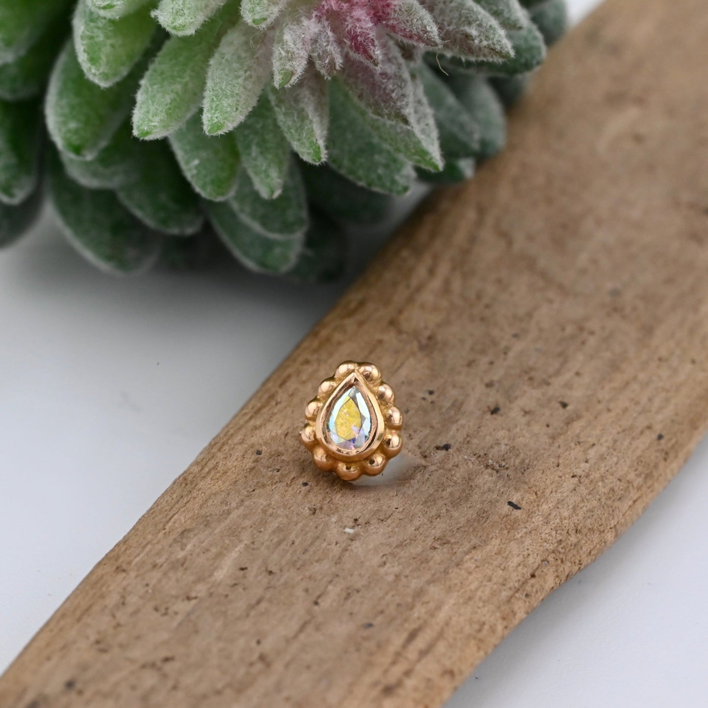 18K Gold Millgrain Pear - Agave in Bloom