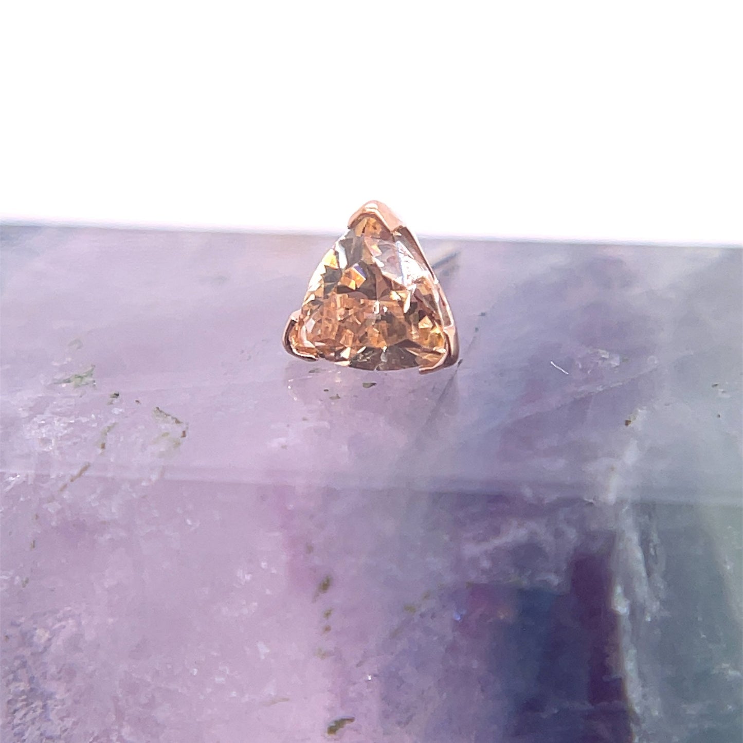18K Gold Trillion - 4mm - Agave in Bloom