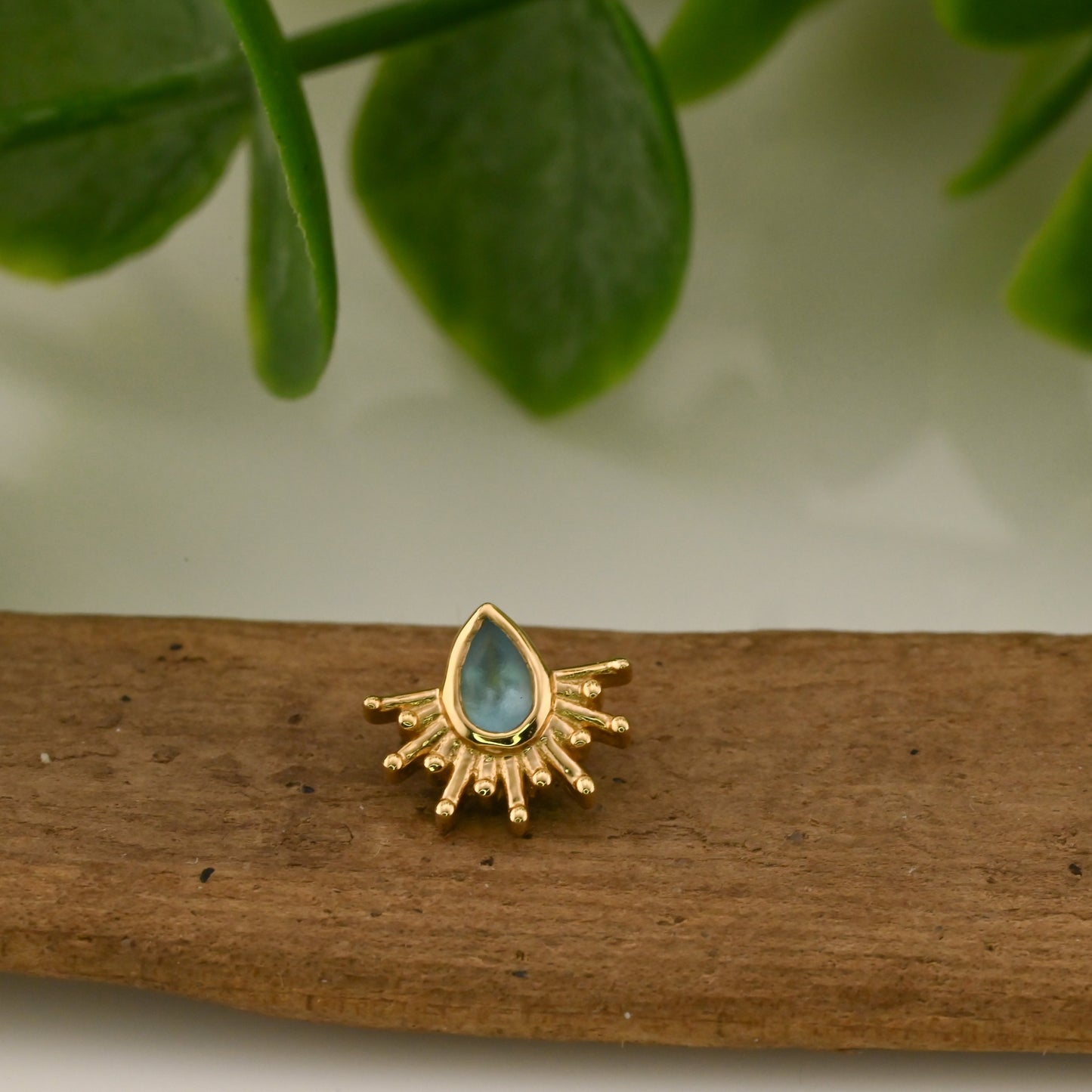 Borderline with Pear Bezel - Threaded