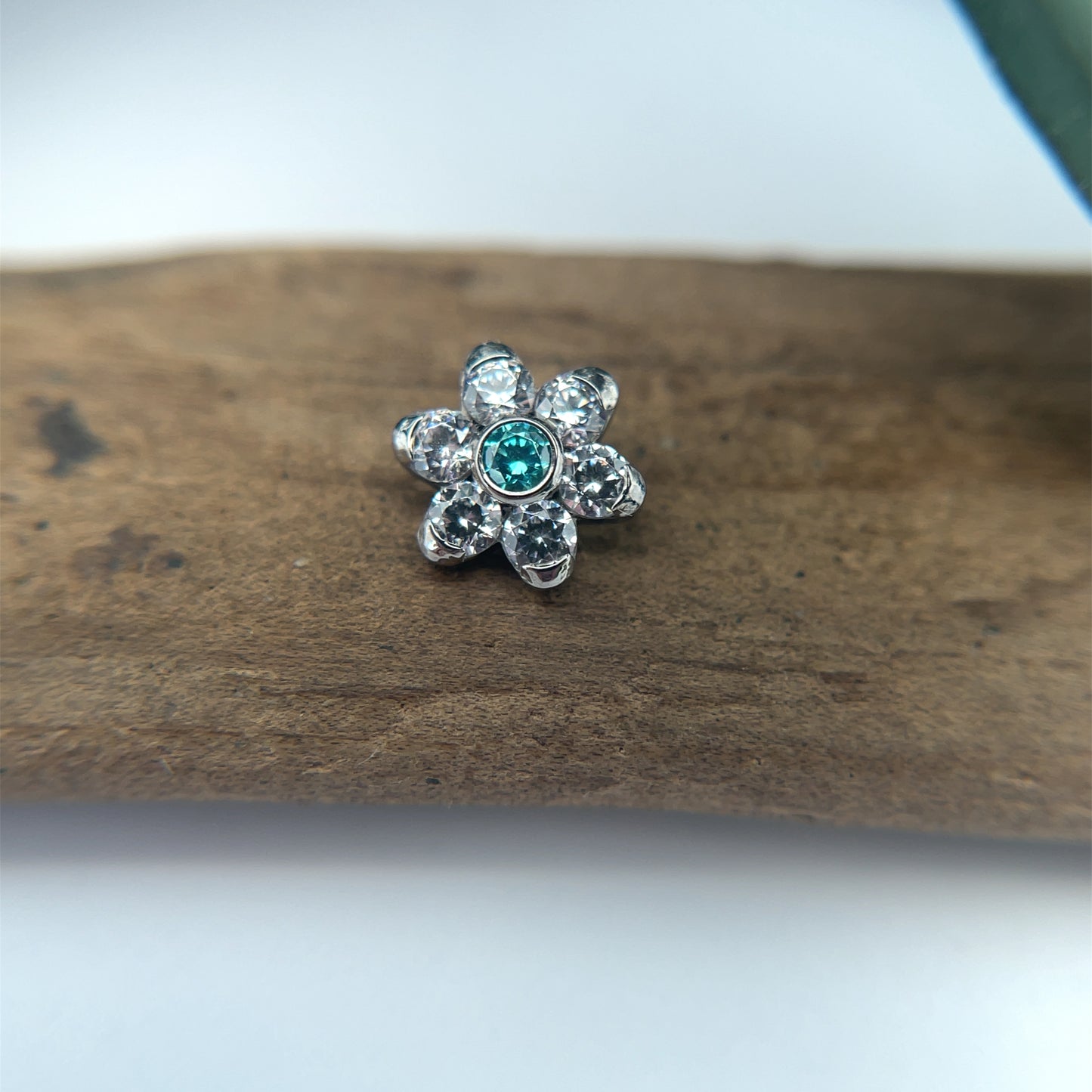 Titanium Flower End - 14g Threaded
