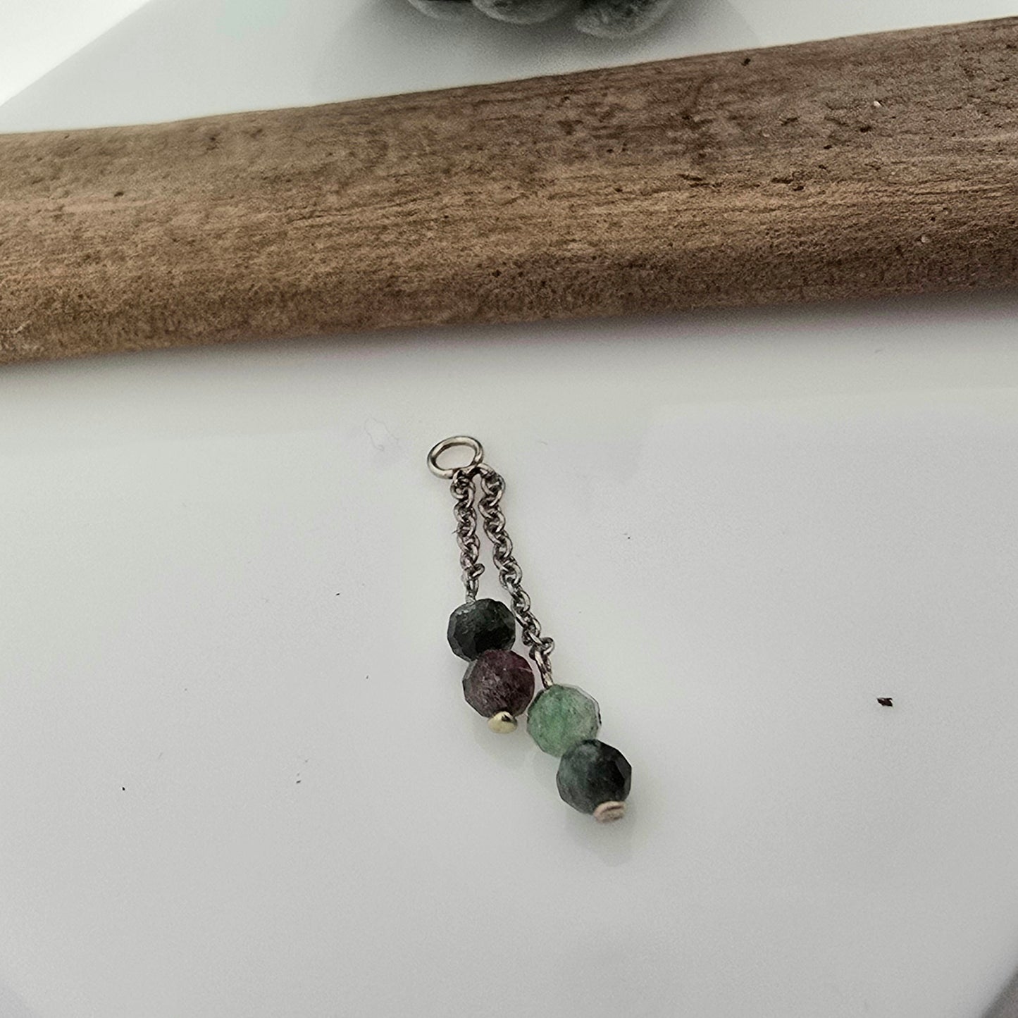 Gem bead duo