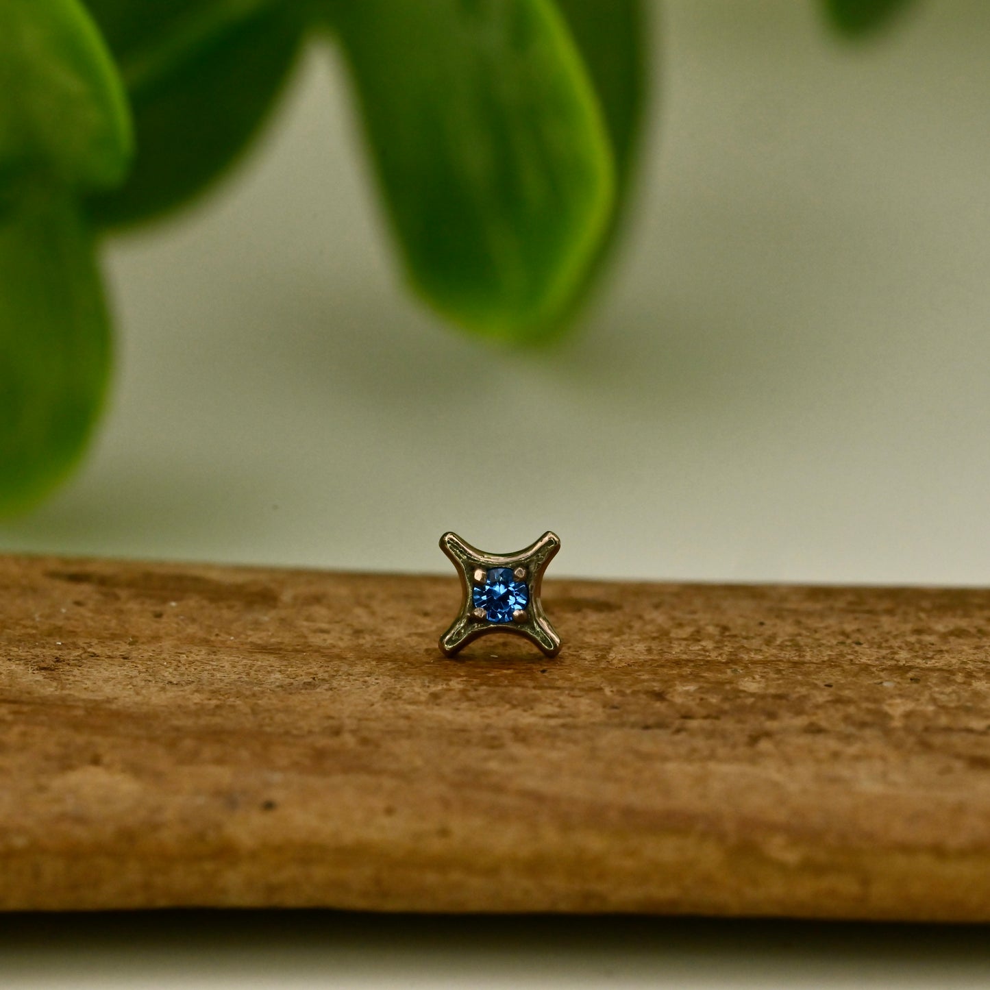 18K Gold Hajduk