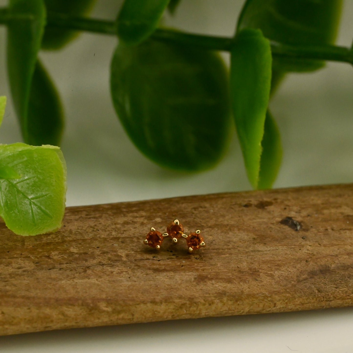 Muse - 1.5mm Gems - Threaded