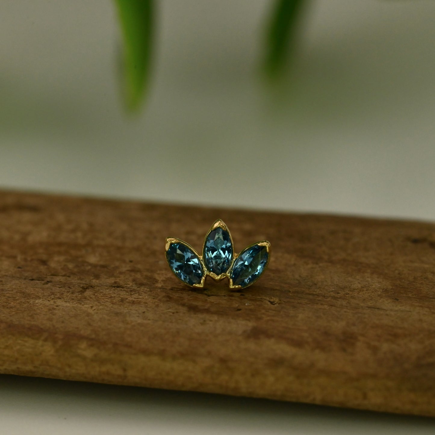 Small Marquise Triple Fan