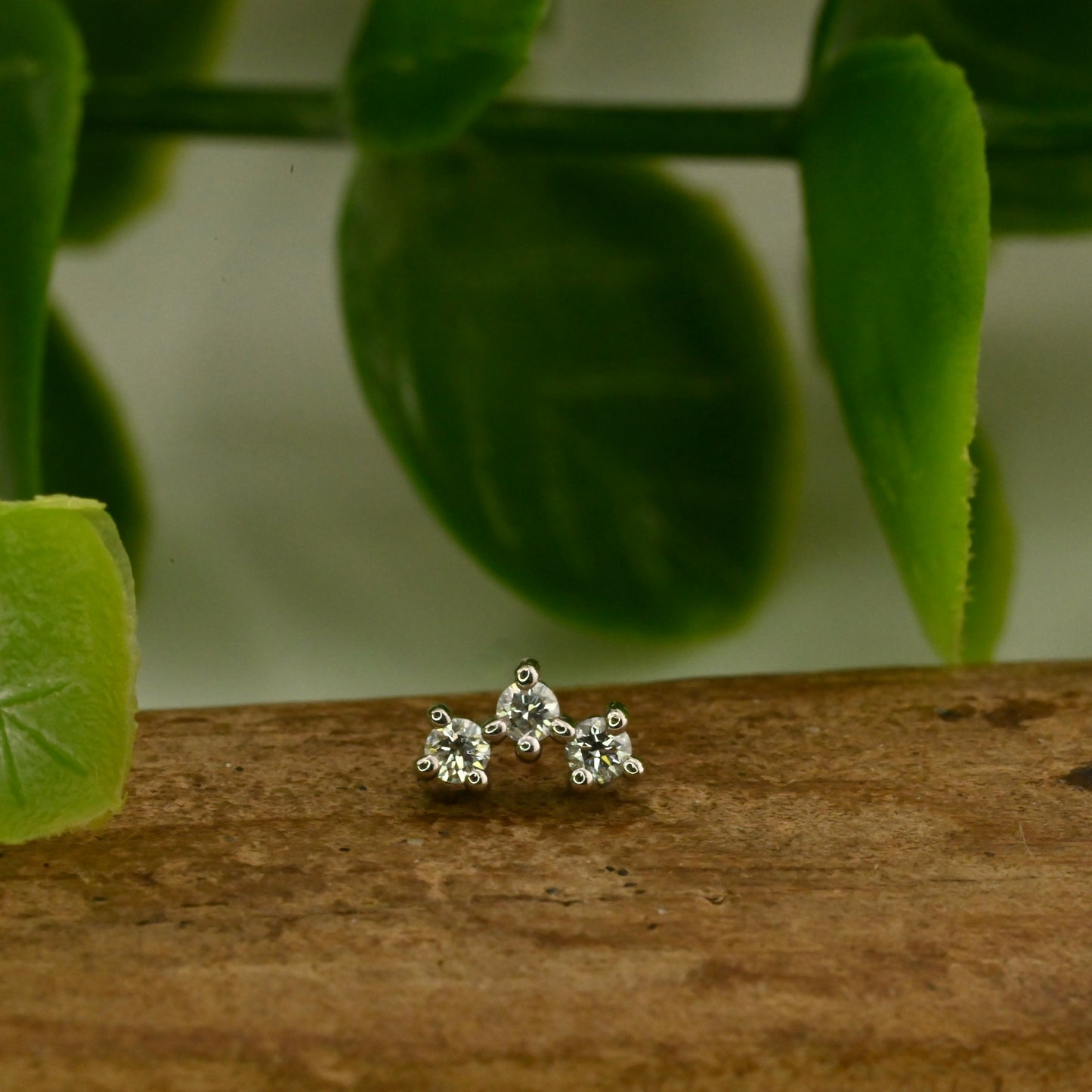 Muse with 1.5mm Gems