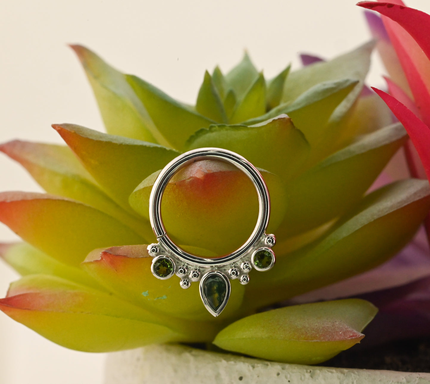 Eden Pear Seam Ring