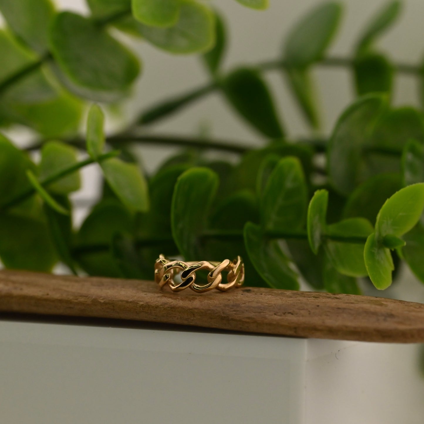 Miami Hinge Ring