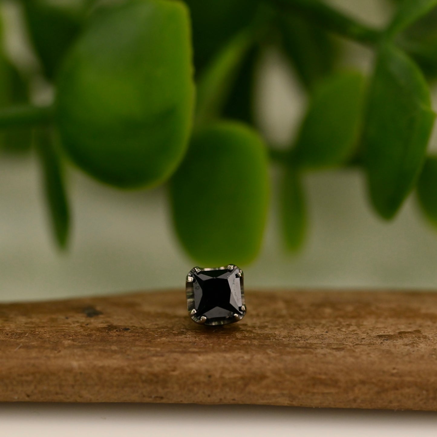 Titanium 4mm Princess End - Threadless
