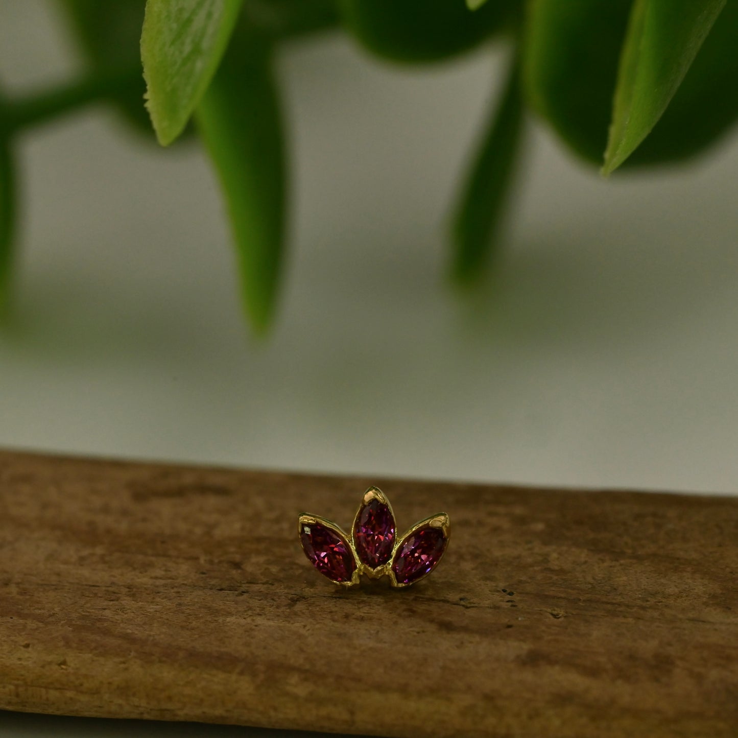 Small Marquise Triple Fan