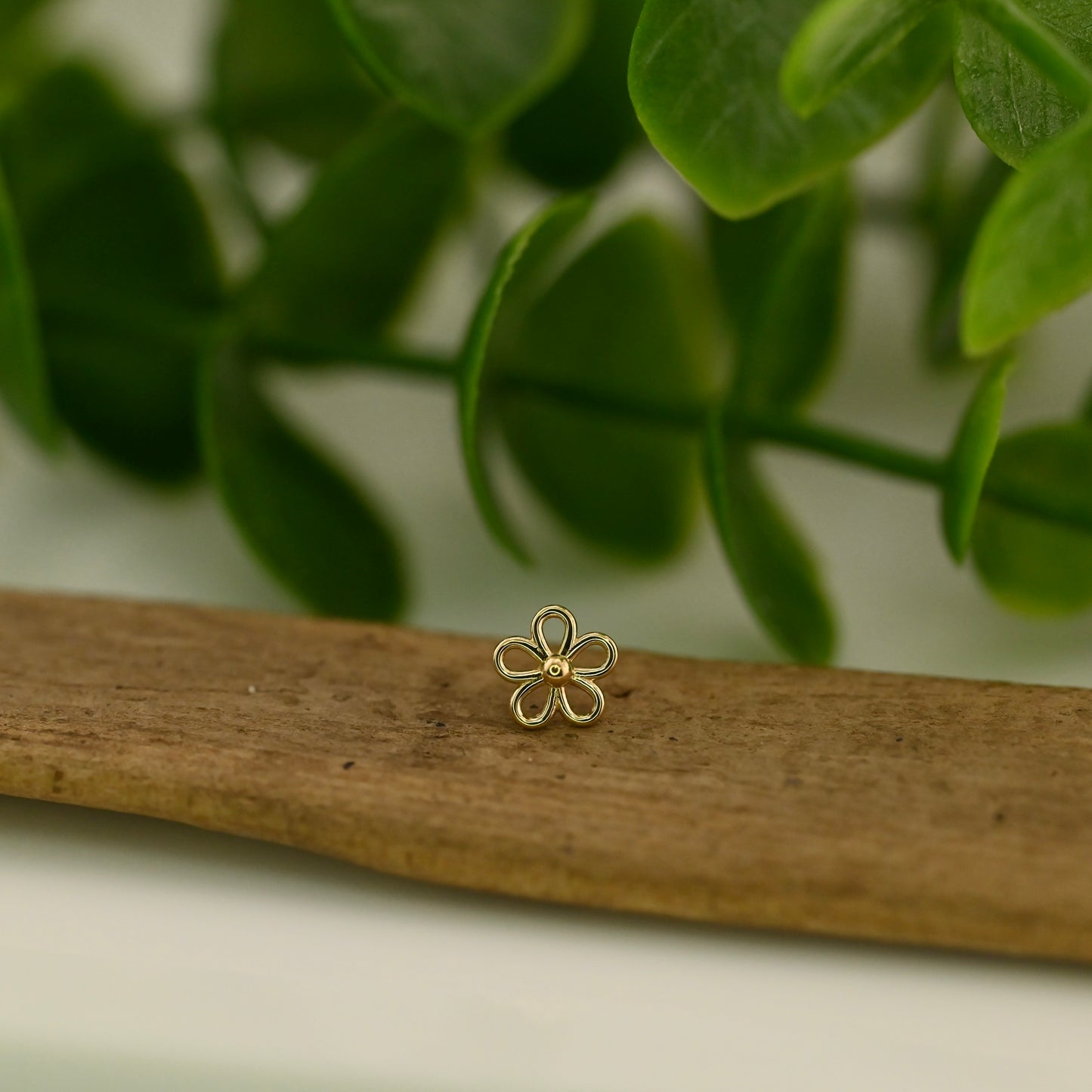 Loopy Flower 5.5mm