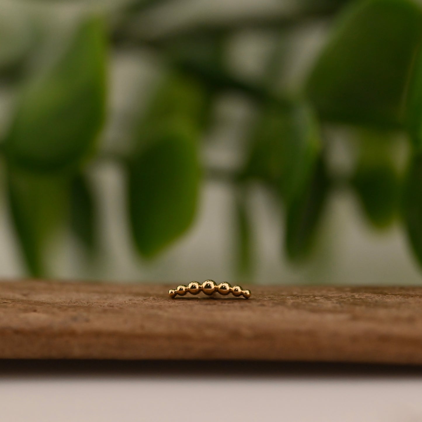 Graduating 7 Bead Arc - Threaded