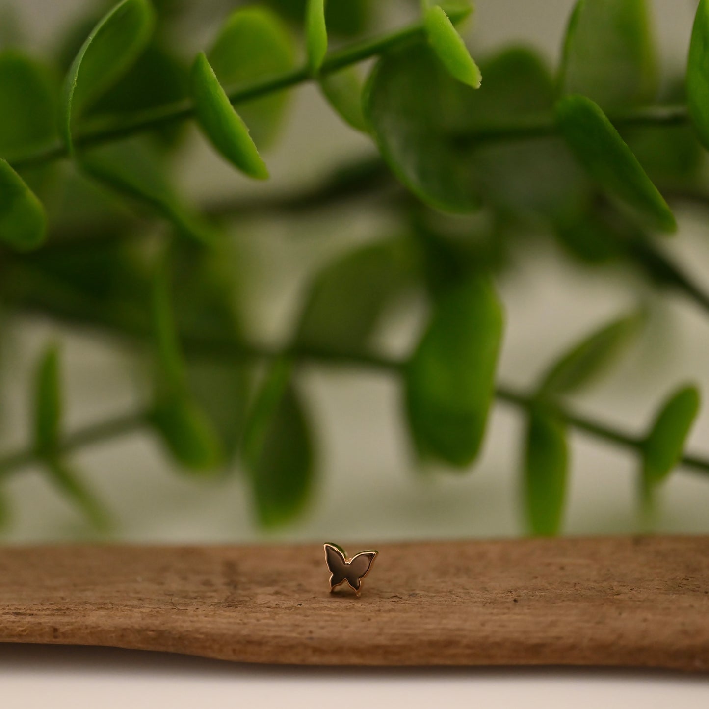 18K Gold Flat Butterfly End
