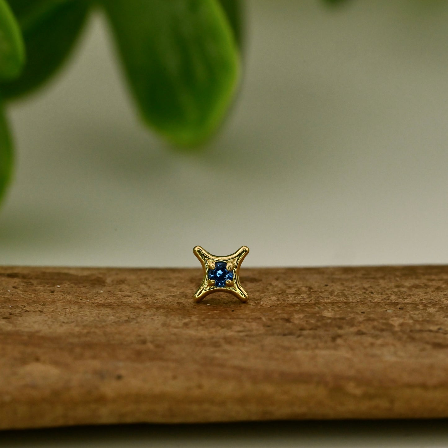 18K Gold Hajduk