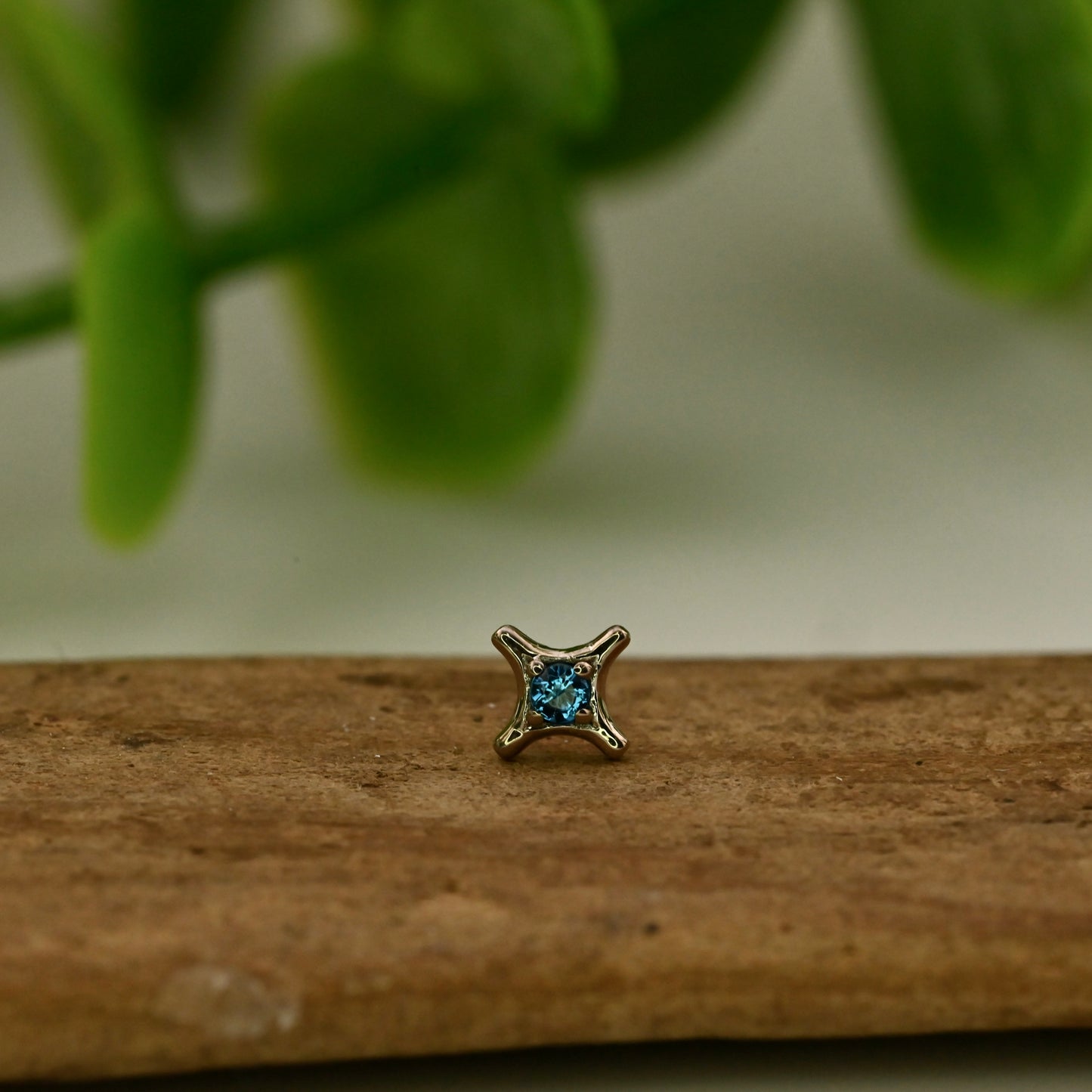 18K Gold Hajduk