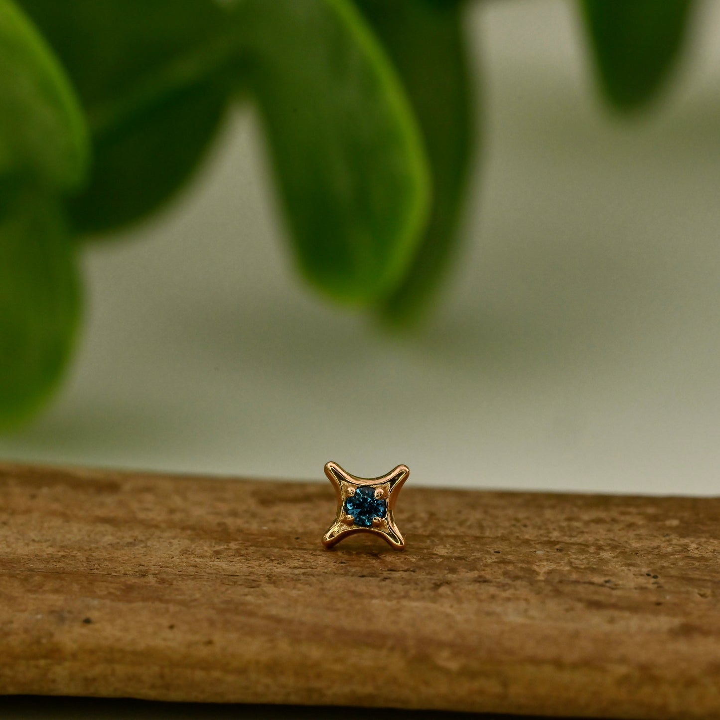 18K Gold Hajduk