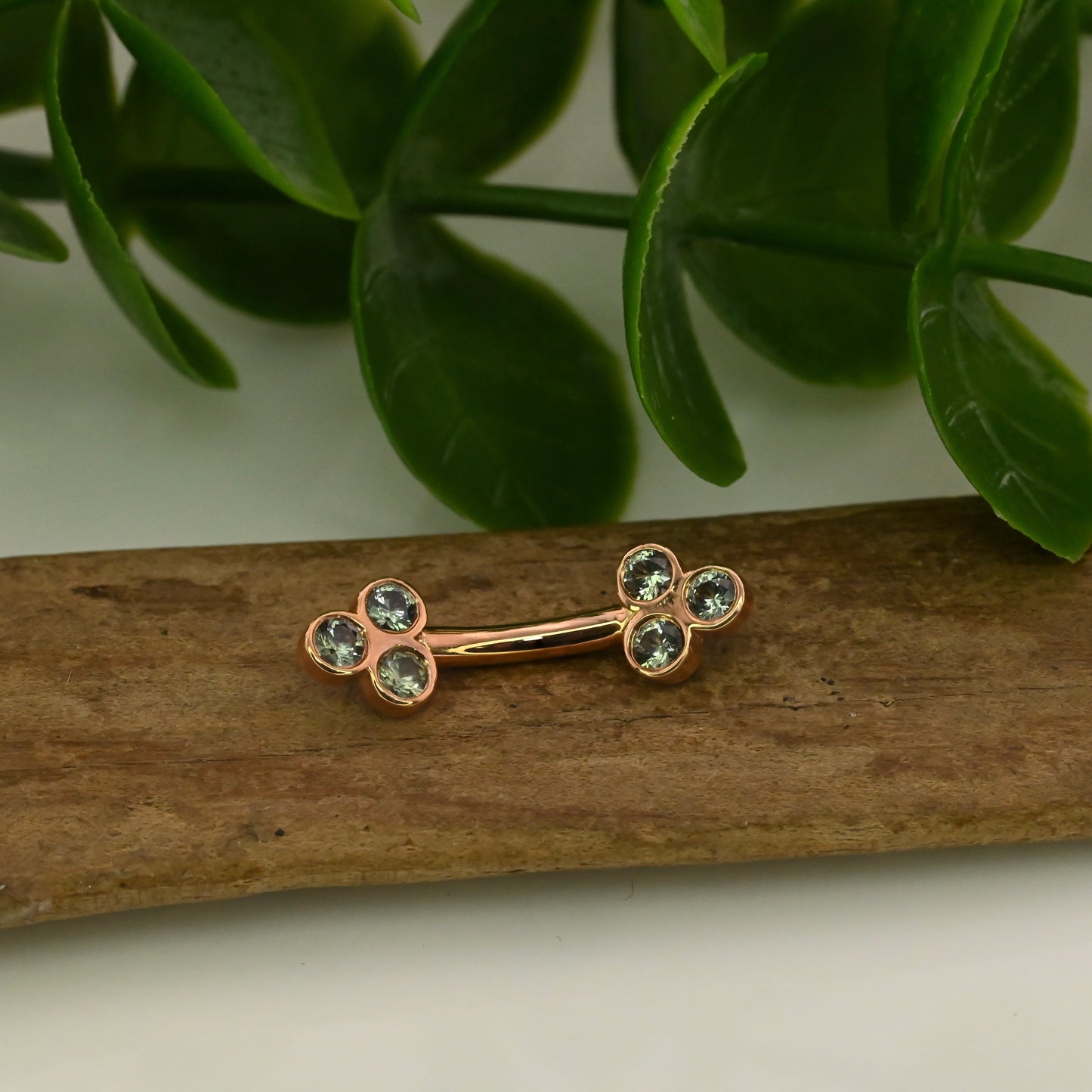 Tri Bezel Cluster Navel Curve