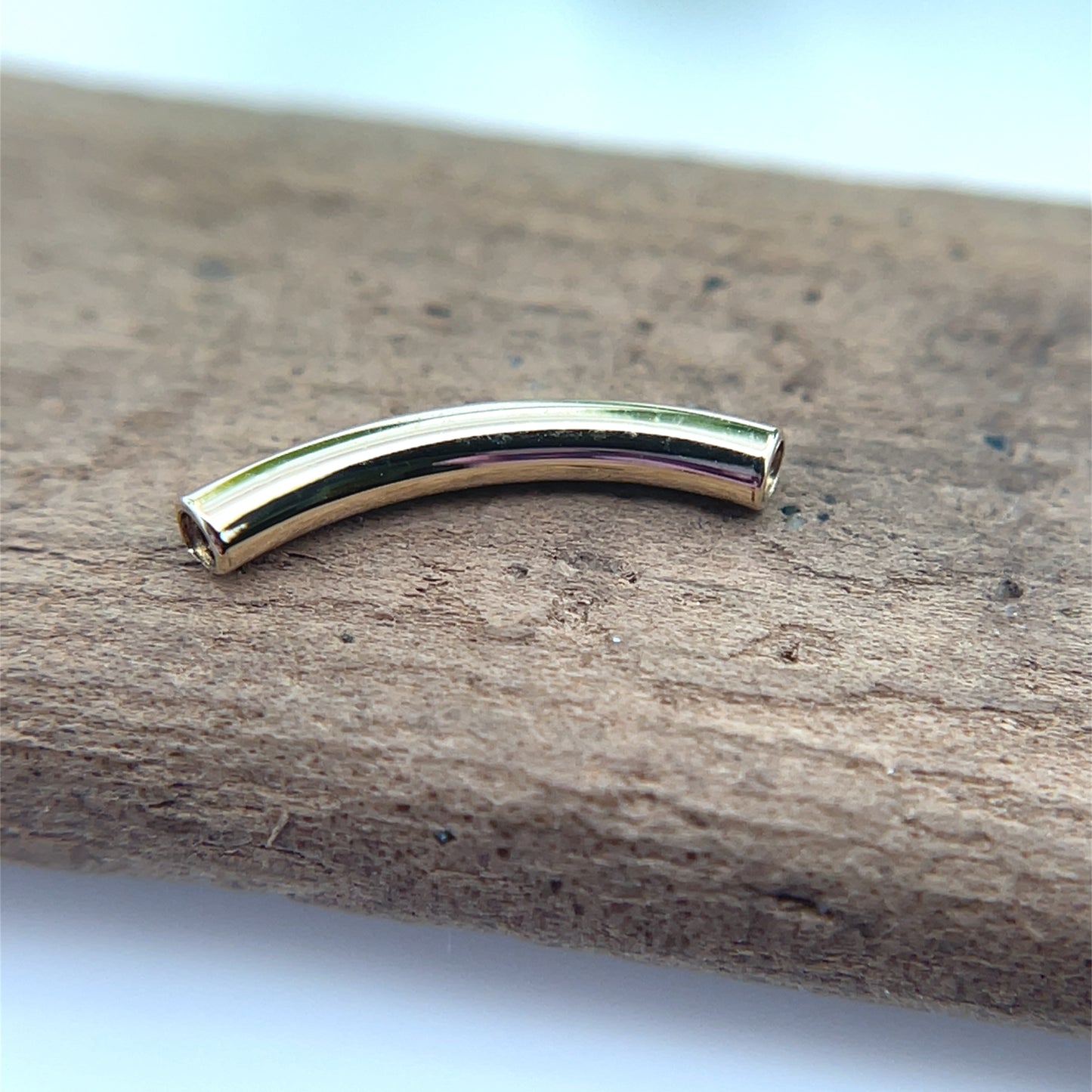 14K Gold 14g Threaded Curved Barbell Shaft