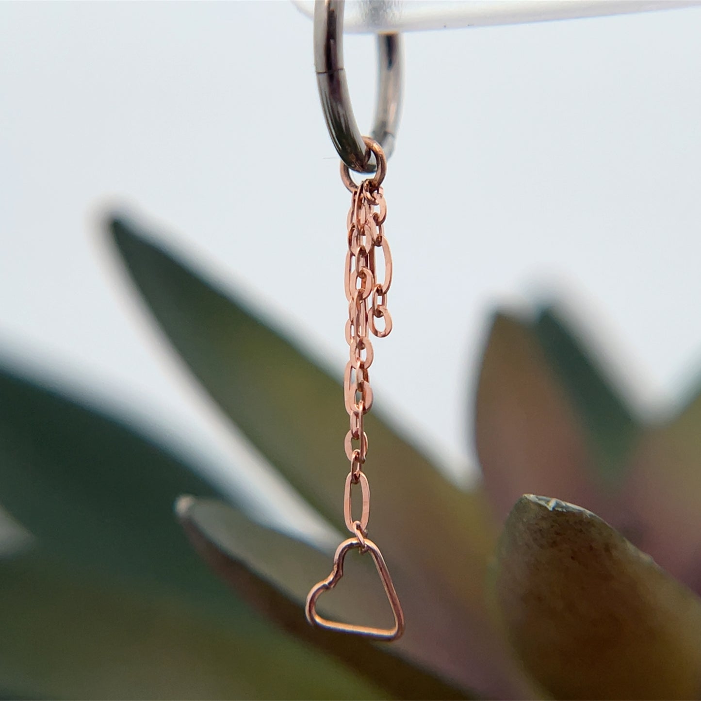 Corazon Roto Charm