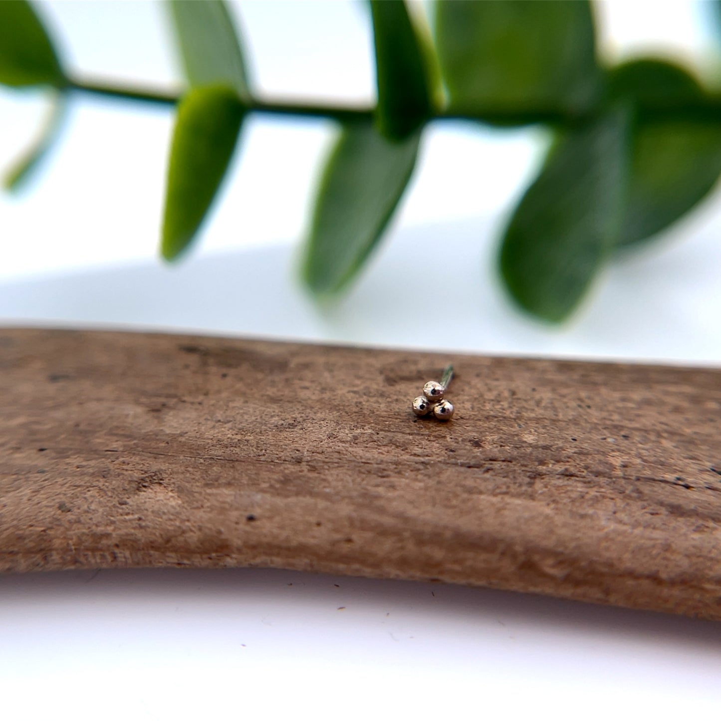 Tiny 3 bead