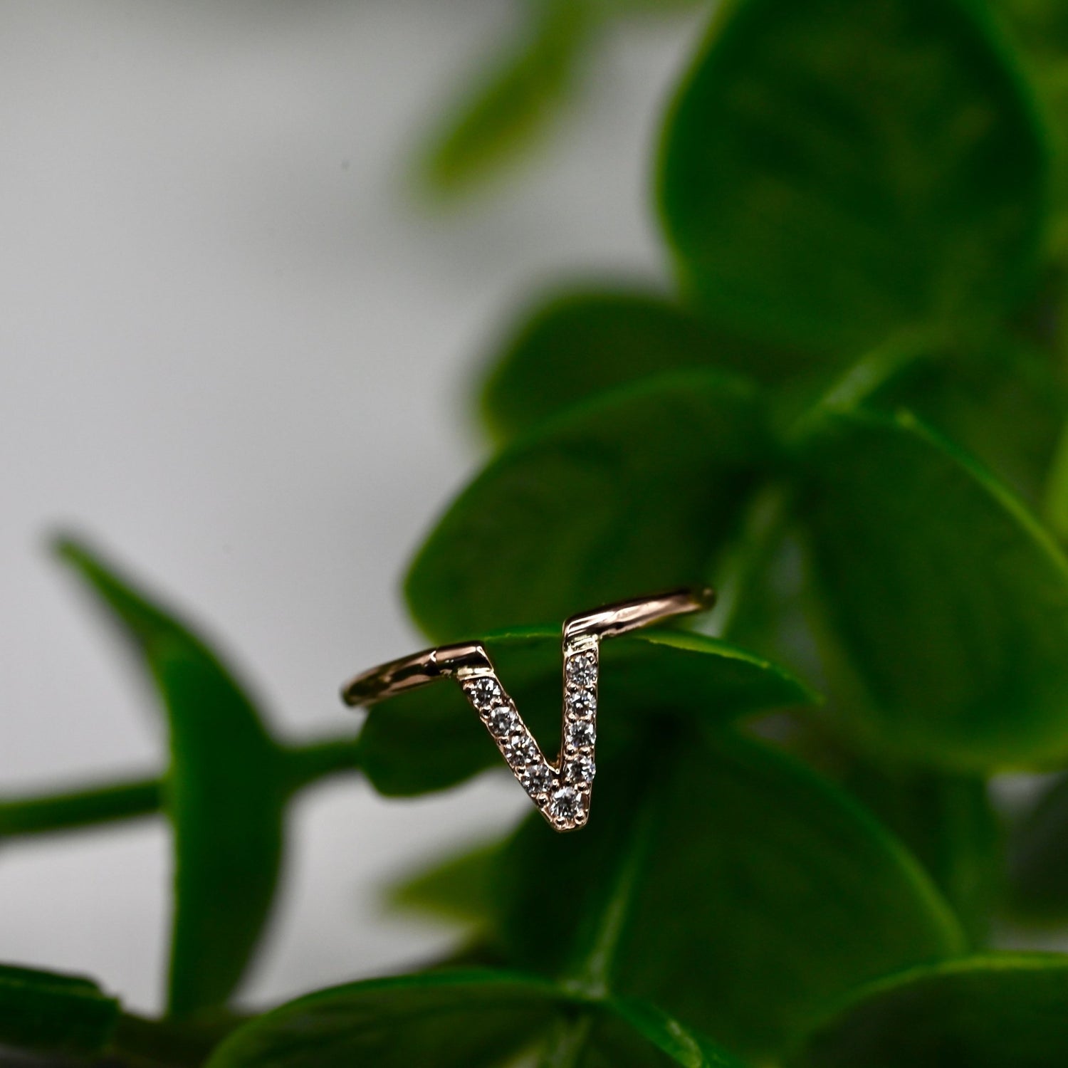 Jenelle V Ring with Gems - Agave in Bloom