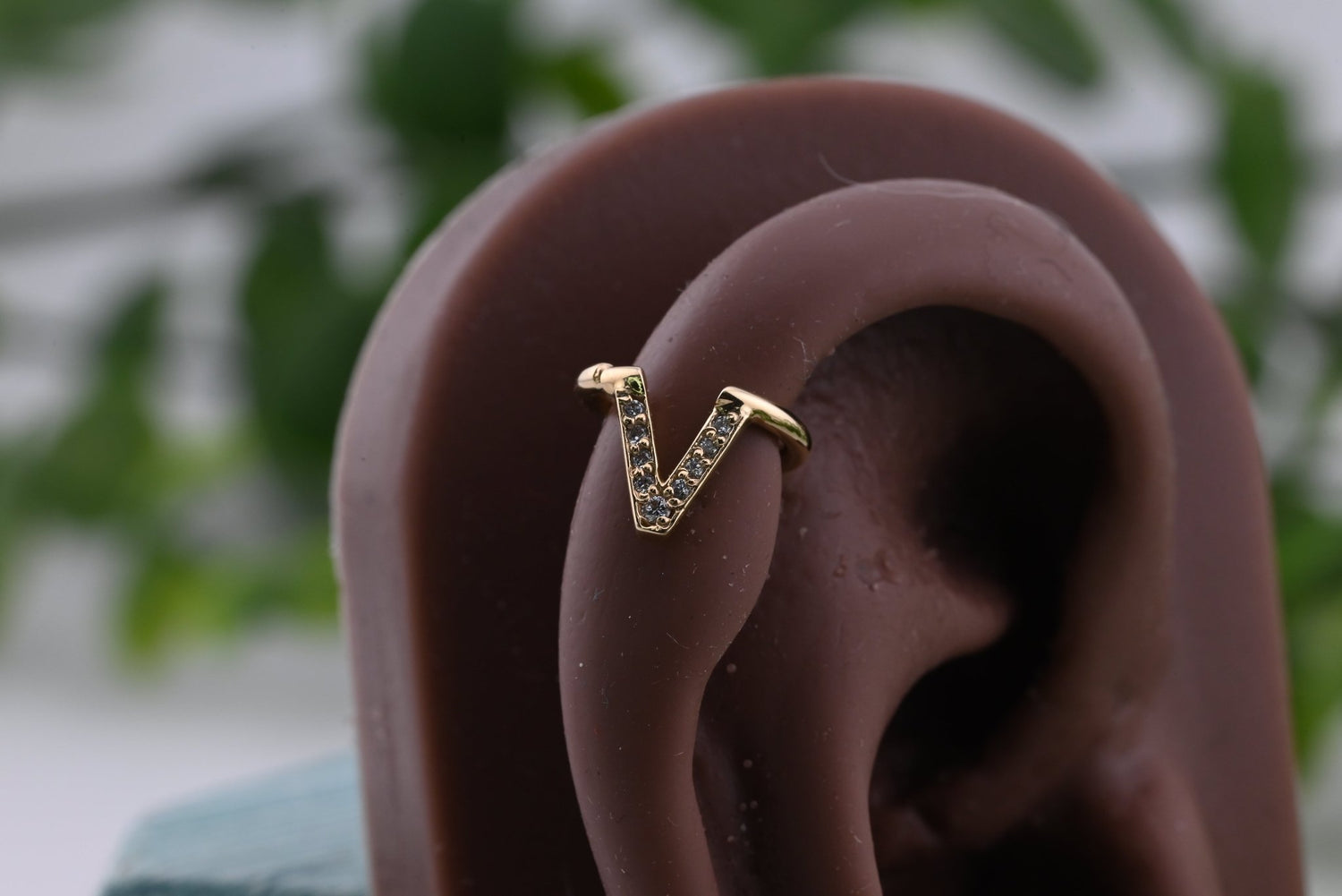 Jenelle V Ring with Gems - Agave in Bloom