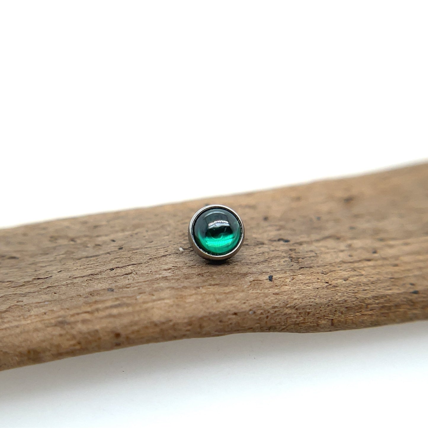 Titanium Flat Bottom Gem - 14g Threaded - Agave in Bloom
