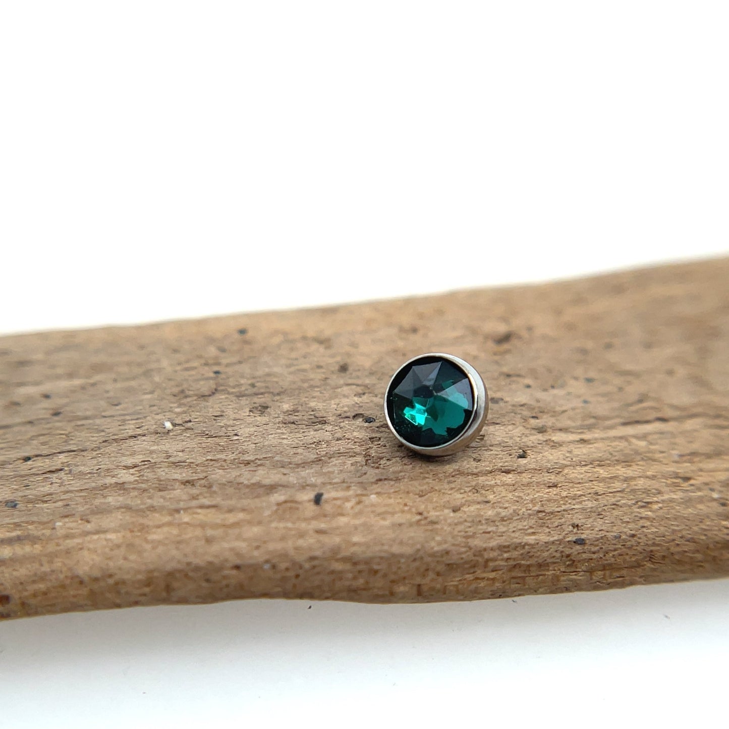 Titanium Flat Bottom Gem - 14g Threaded - Agave in Bloom