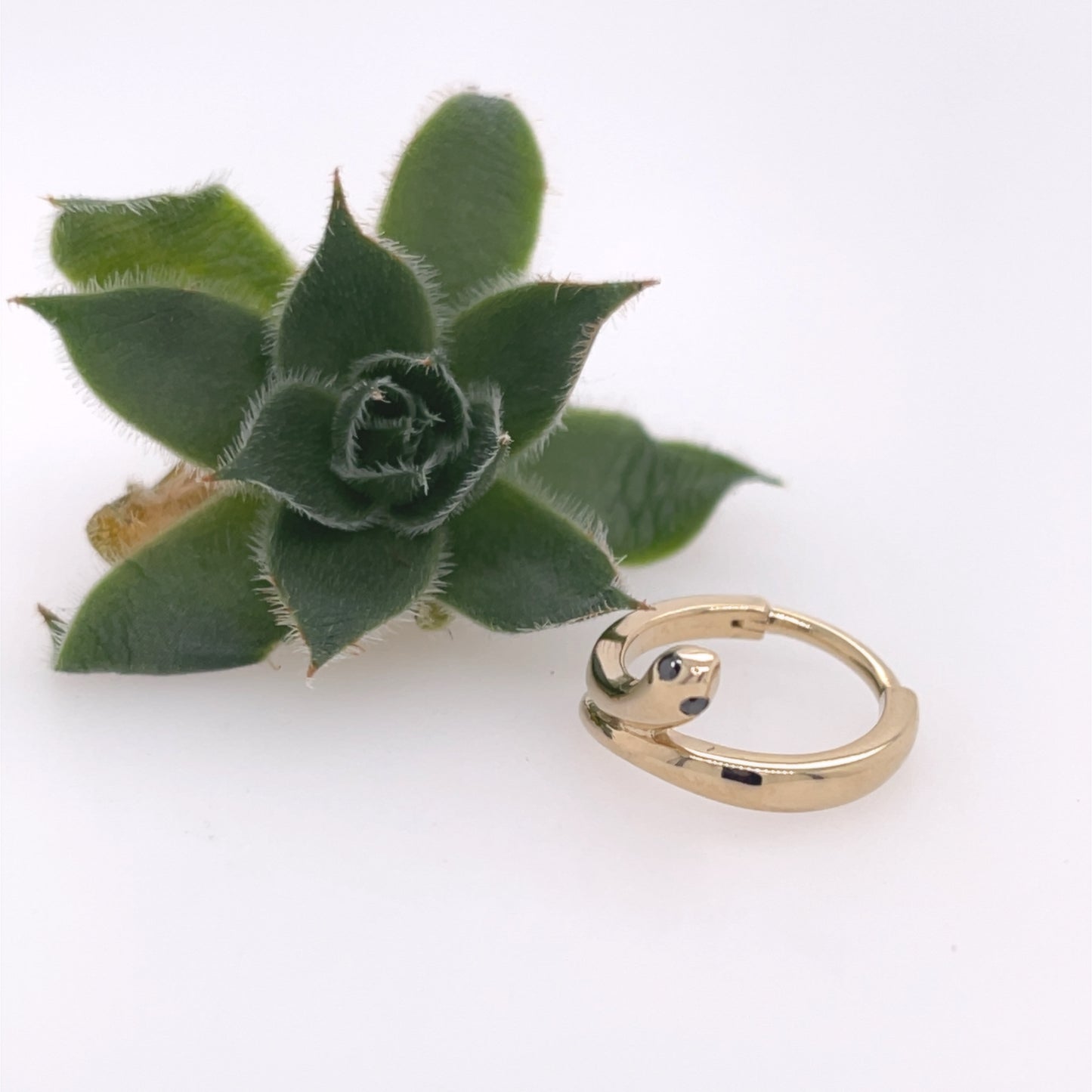 Viper - Snake Hinge Ring with Smooth Body