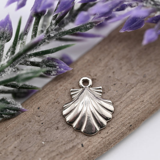Shell Dangle Charm