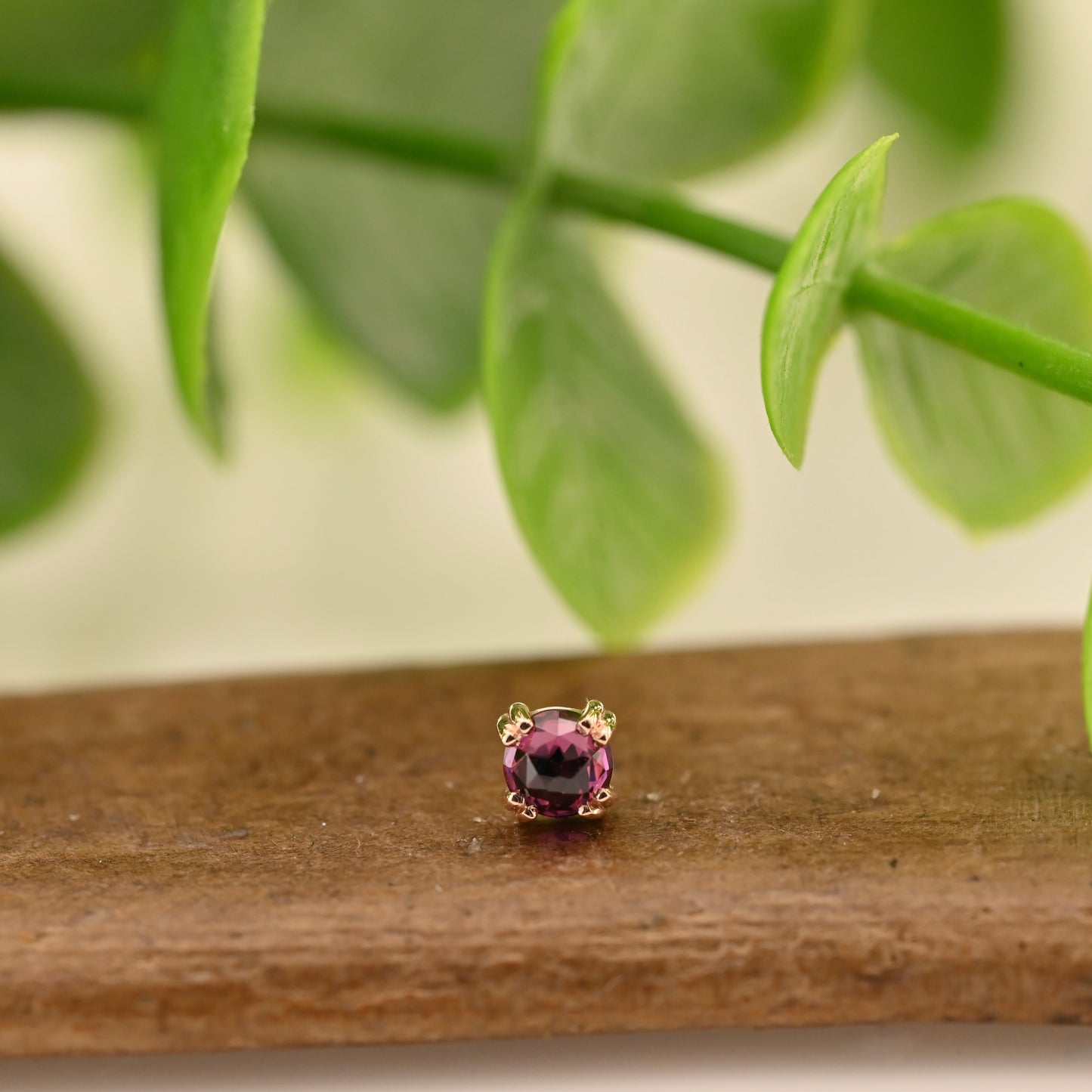 3mm Round Cab Prong - Threadless