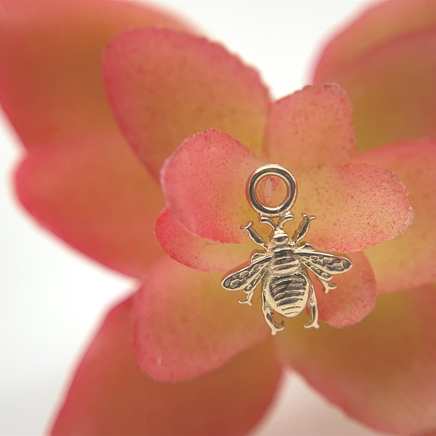 14g Bumblebee Charm - 7mm - Agave in Bloom