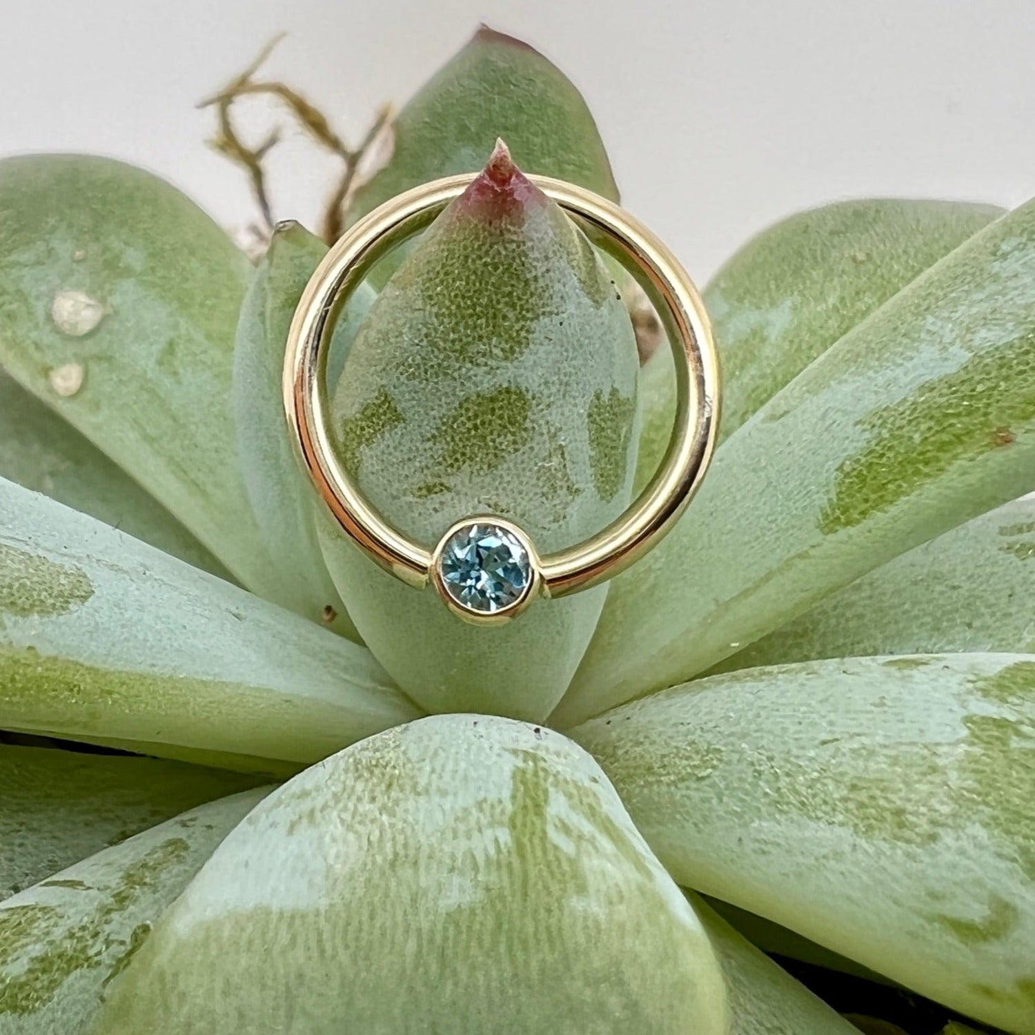 16g Fixed Ring with Open Back Round Bezel 2.5mm Gemstone - Nipple Orientation - Agave in Bloom