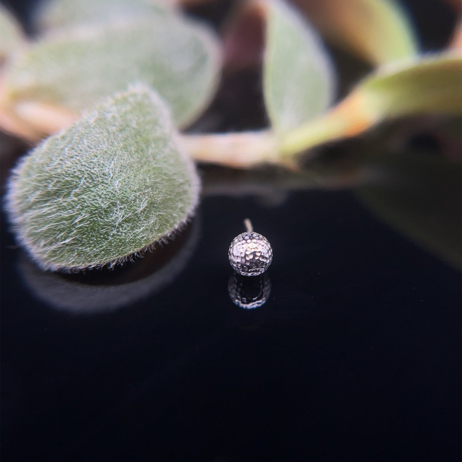 1/8" Hammered Bead - Agave in Bloom