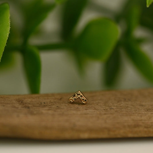 Flat V 4mm - Hammered Finish