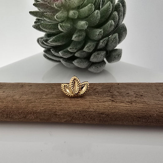 Petite Leaf