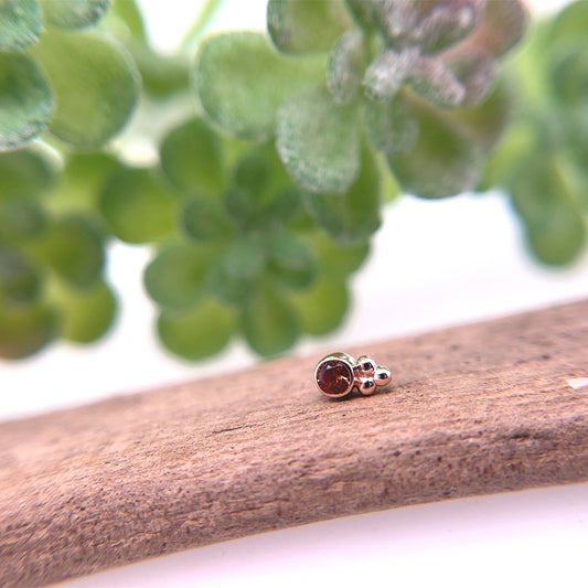 2mm Round Bezel with Tri Bead Accent - Agave in Bloom