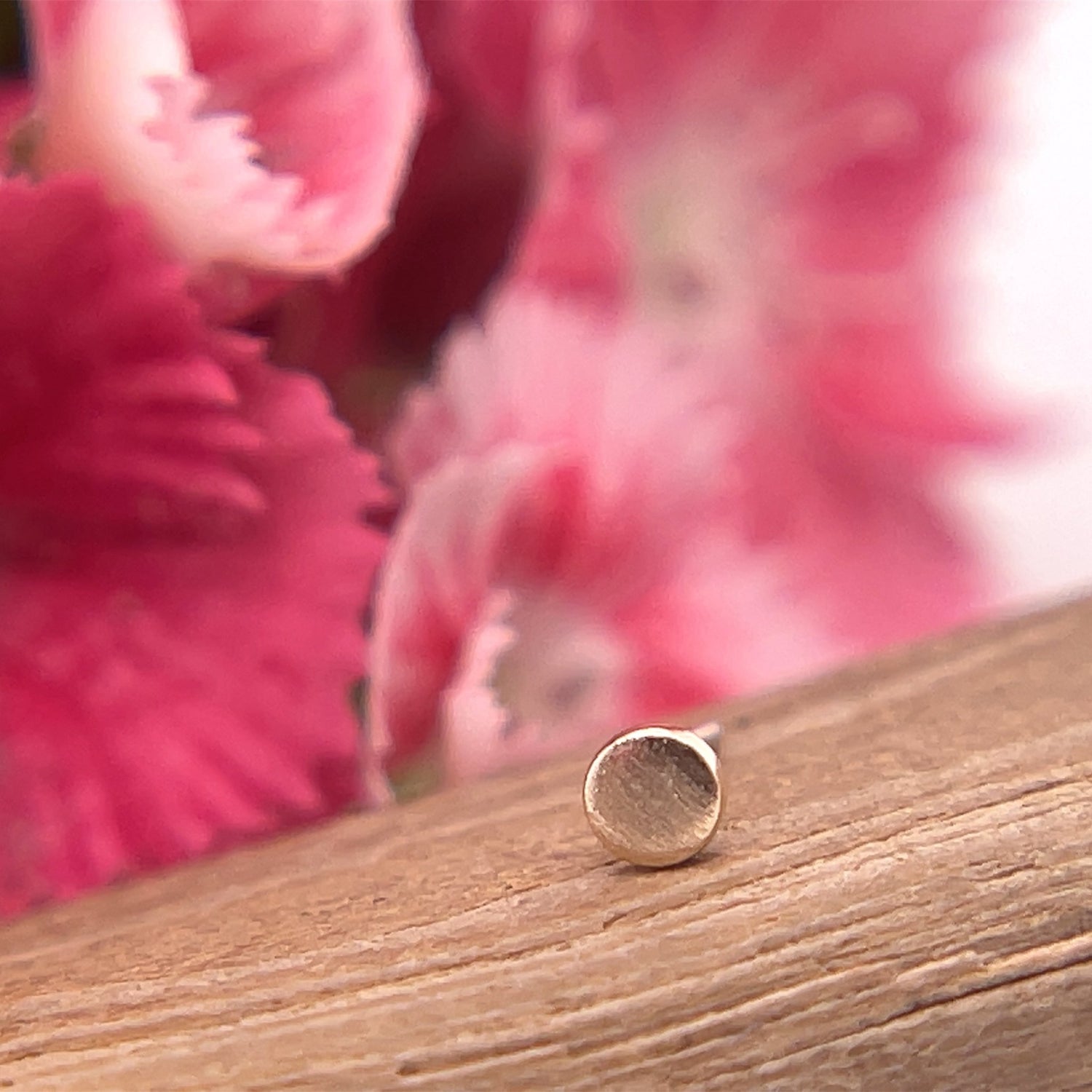 2mm Round Disc - Brushed Finish - Agave in Bloom