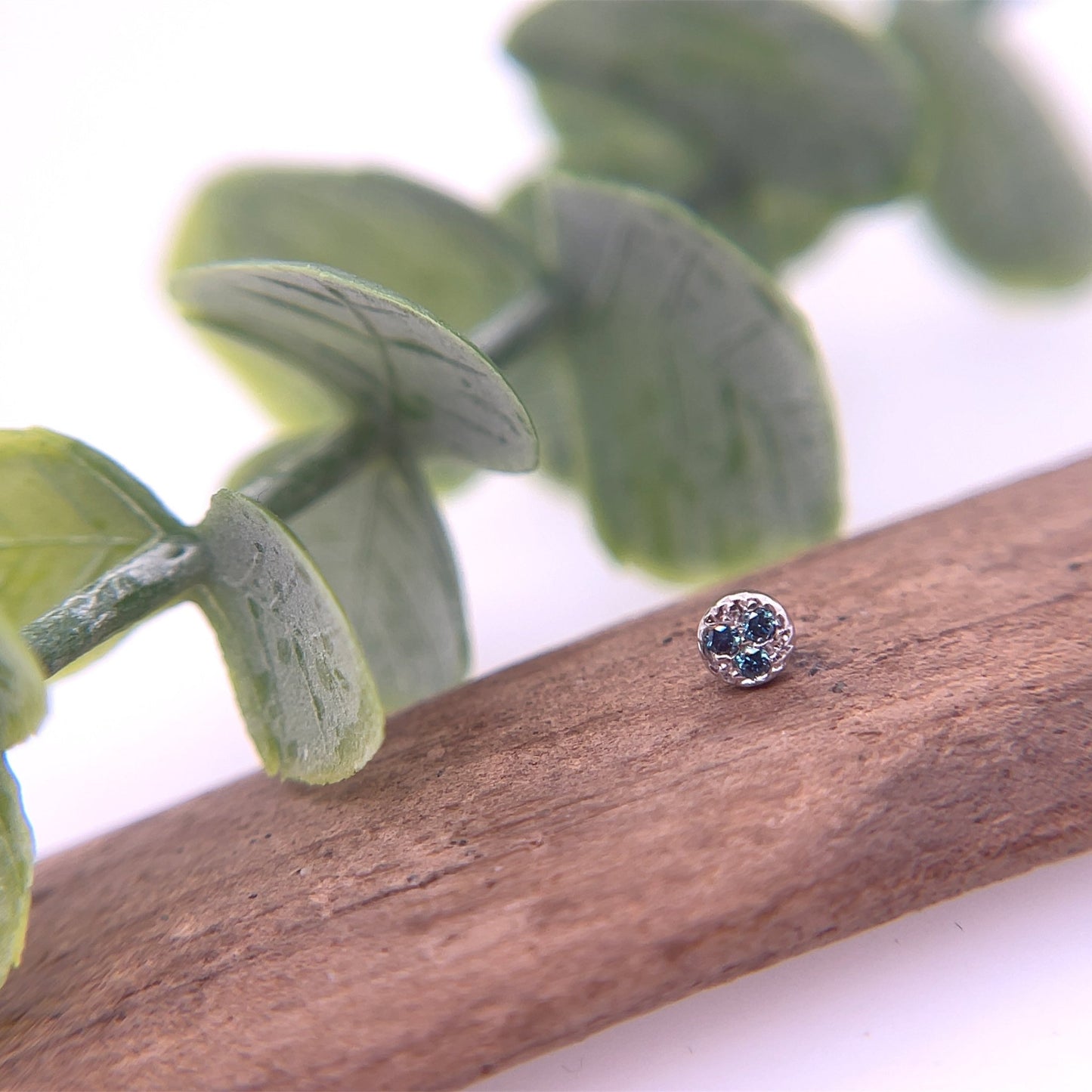 3 Gemstone Pave Circle 3mm - Agave in Bloom