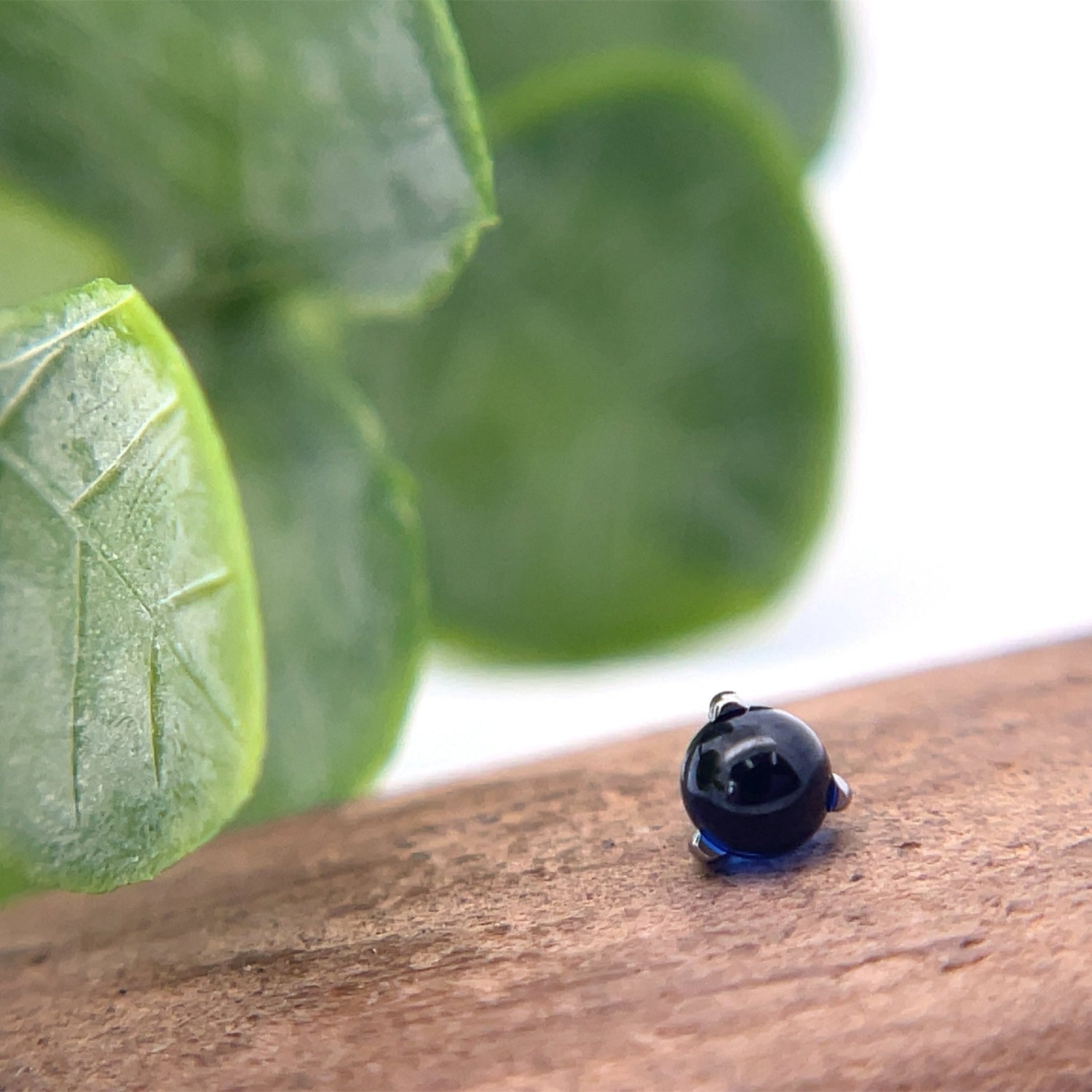 3mm Titanium Claw Set Orb Gems - Agave in Bloom