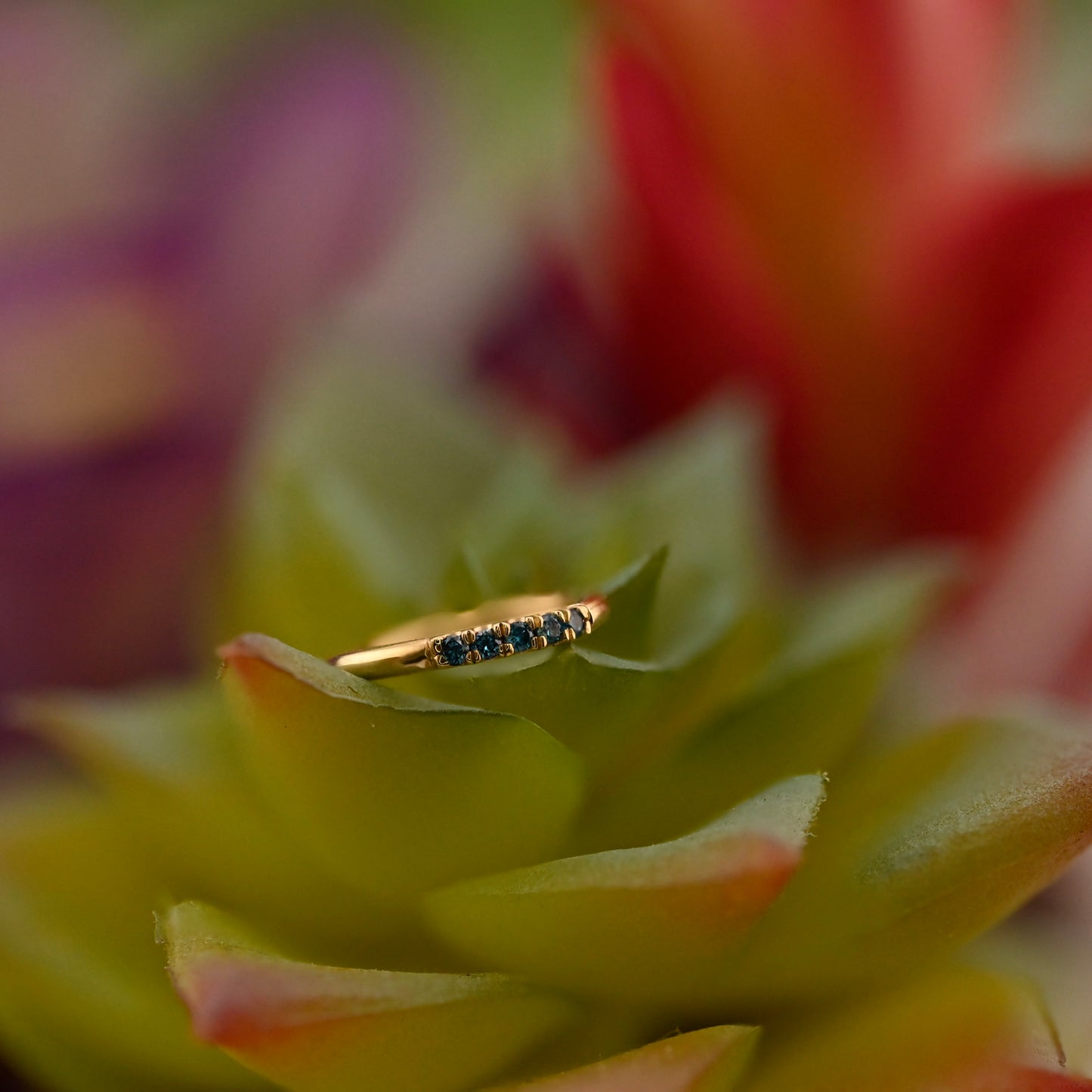 5 Gem Blaze Ring - Navel Orientation with 1mm Gemstones