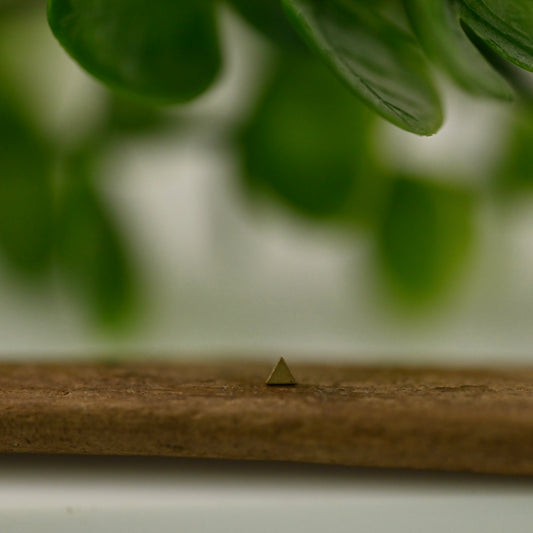 Bitty Textured Tryangle