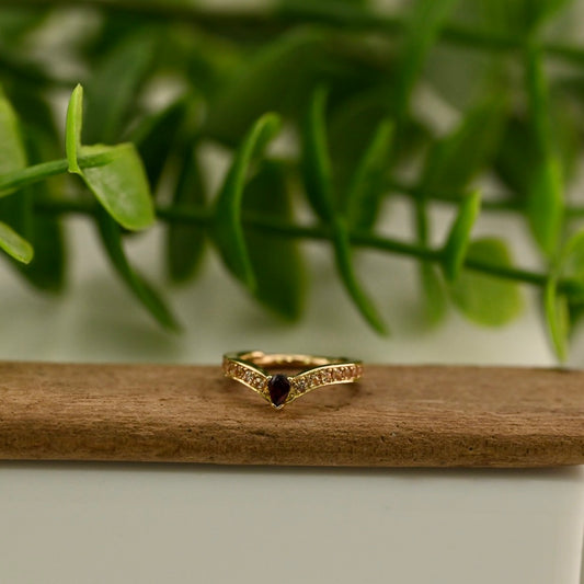 Cherish Pear Hinge Ring - Navel Orientation