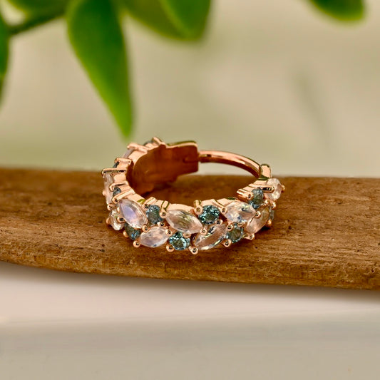 Isabella Hinge Ring