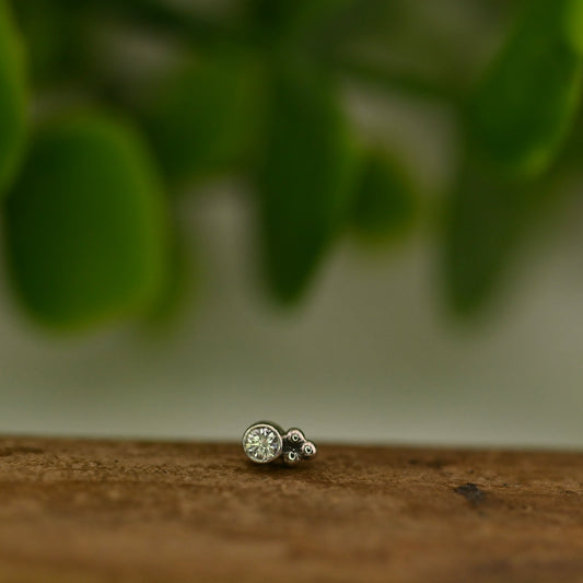 2mm Round Bezel with Tri Bead Accent