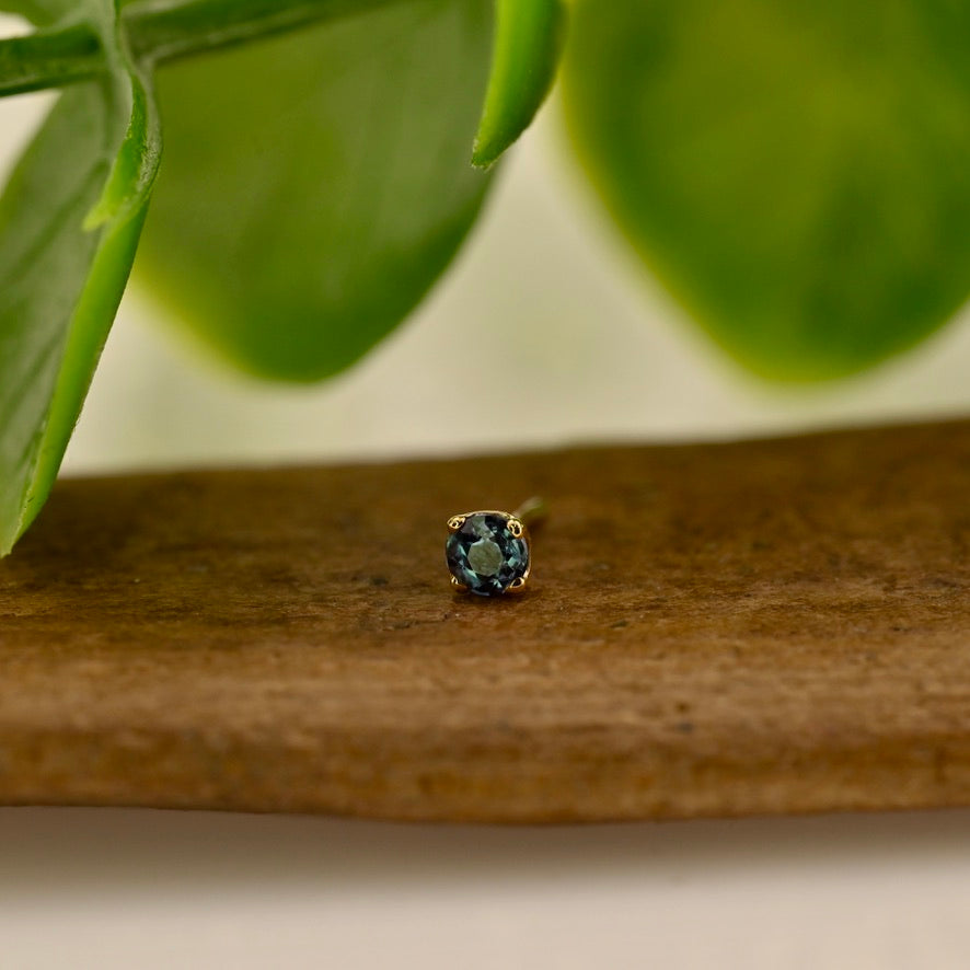 2mm Round 4 Prong - Threadless