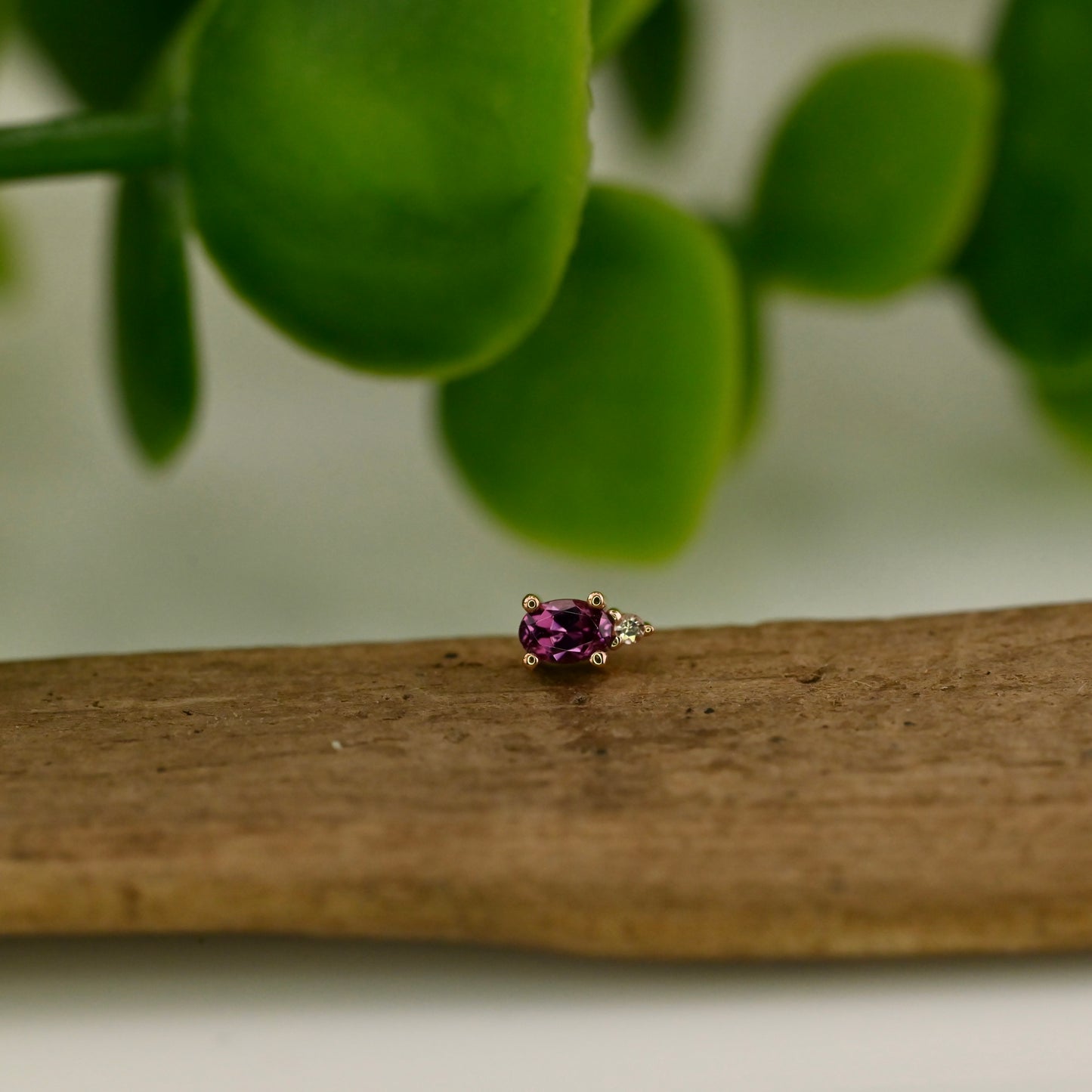 Oval Prong with Single Accent