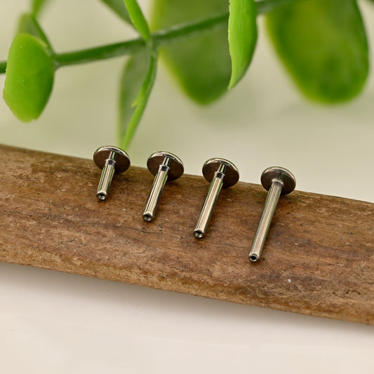 16g Threadless Titanium Labret Post