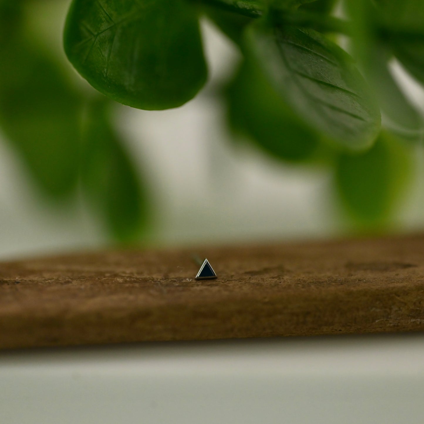 Bitty Toned Tryangle