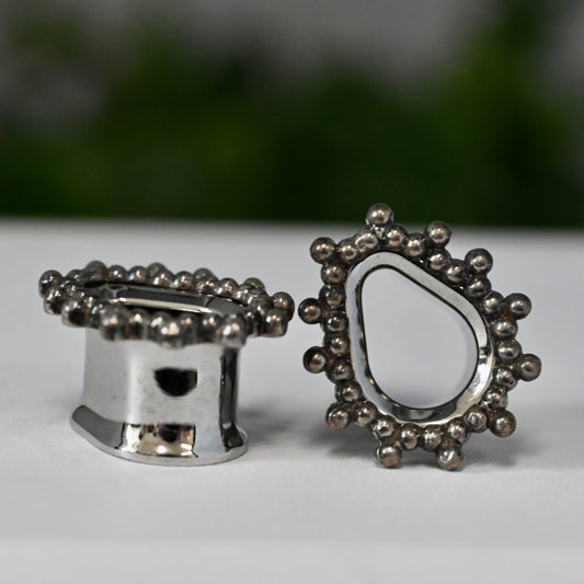 Teardrop Plugs - Pair