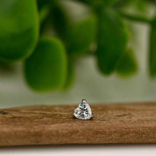 Titanium Heart Prong - 4mm